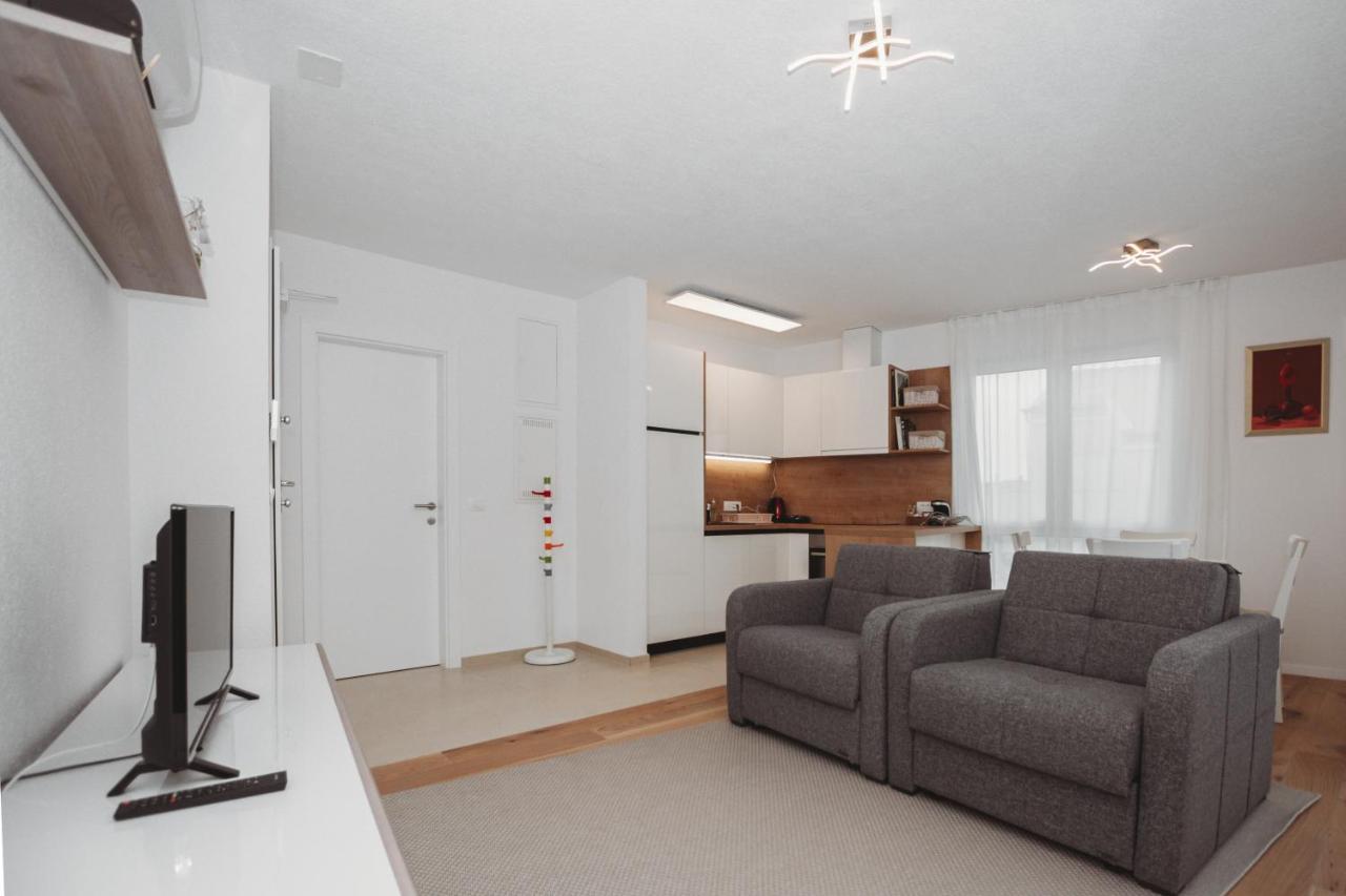 Apartman Browny ซาดาร์ ภายนอก รูปภาพ